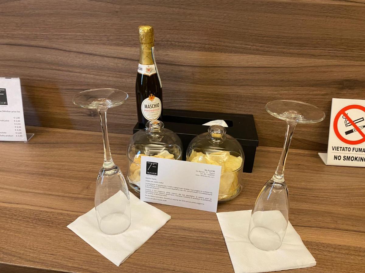7Th Floor Suite 那不勒斯 外观 照片