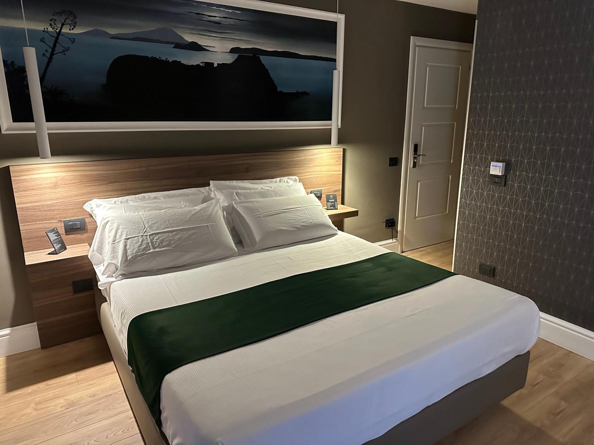 7Th Floor Suite 那不勒斯 外观 照片