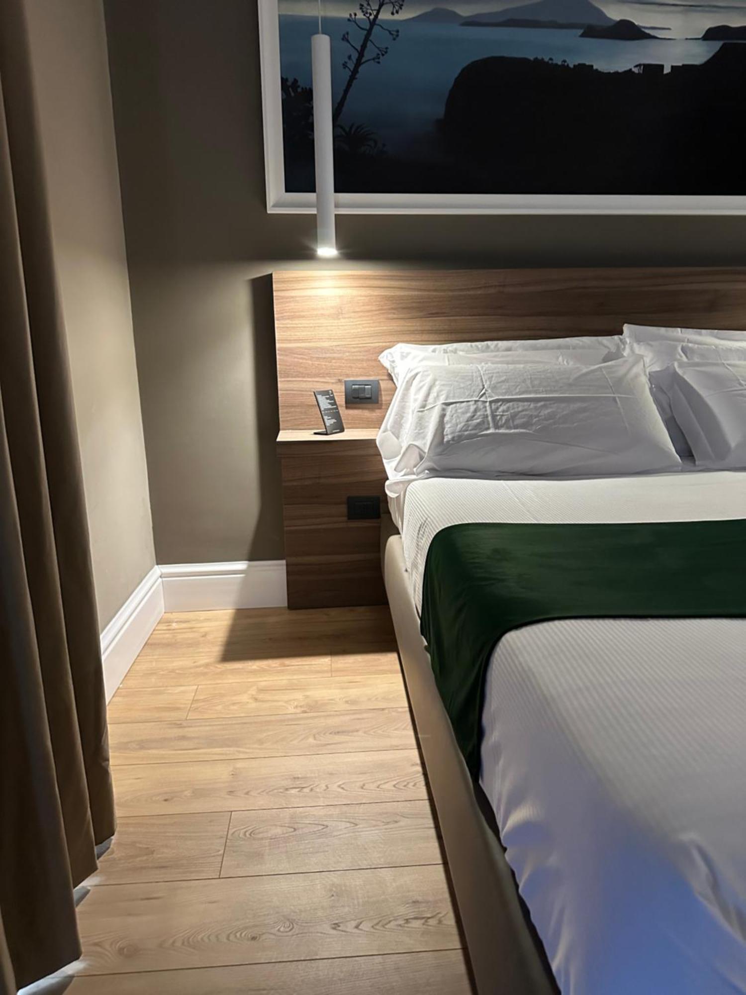 7Th Floor Suite 那不勒斯 外观 照片