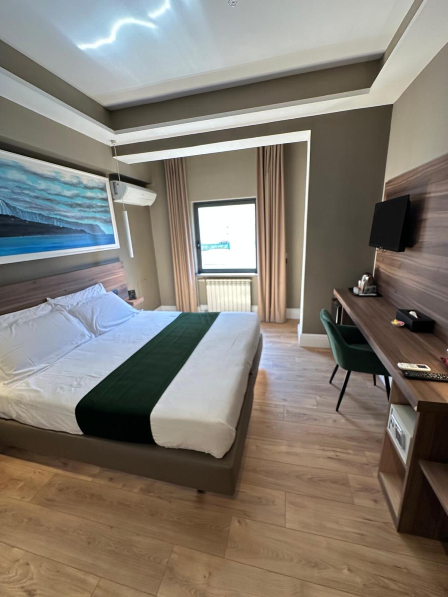 7Th Floor Suite 那不勒斯 外观 照片