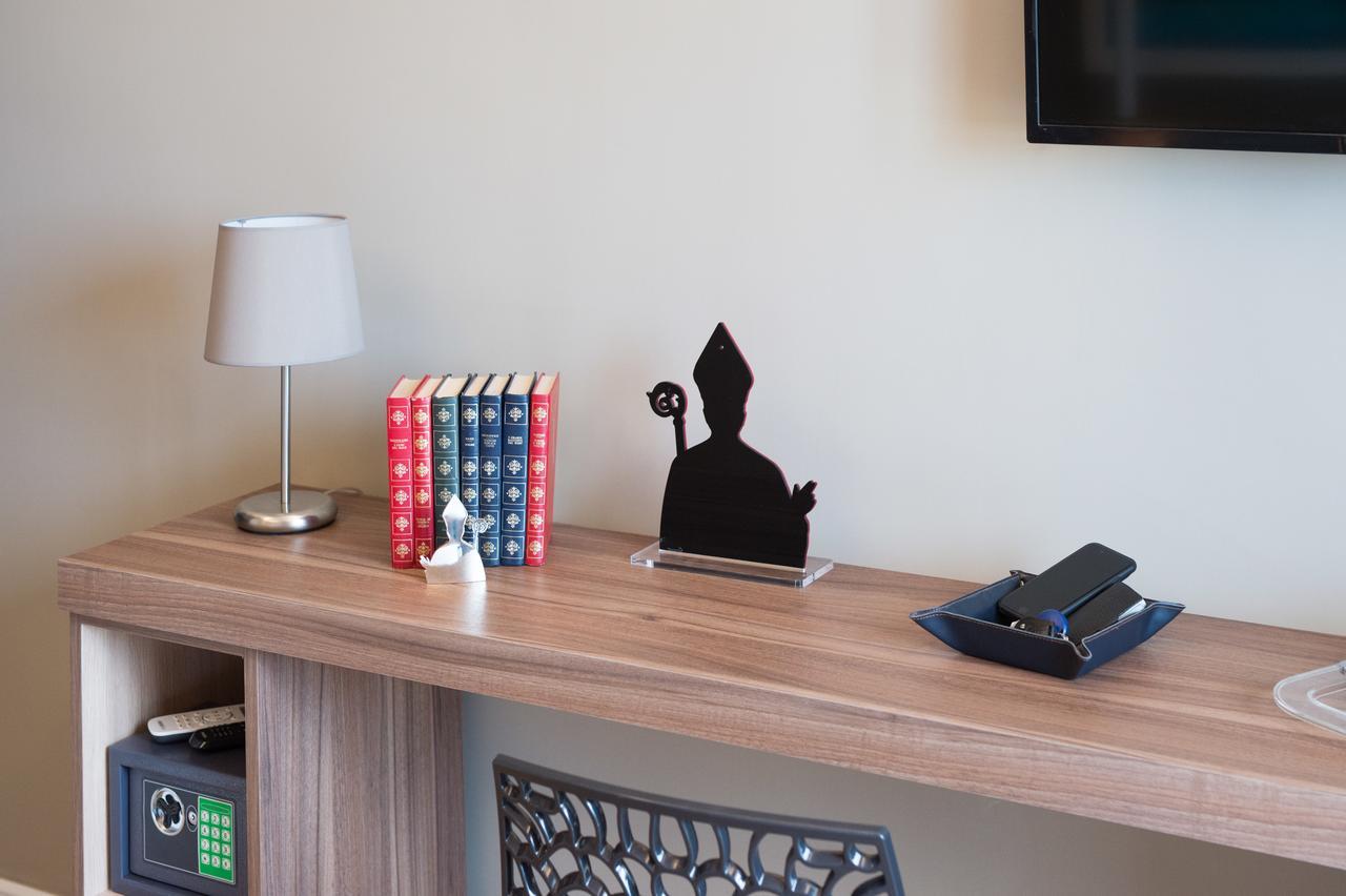 7Th Floor Suite 那不勒斯 外观 照片
