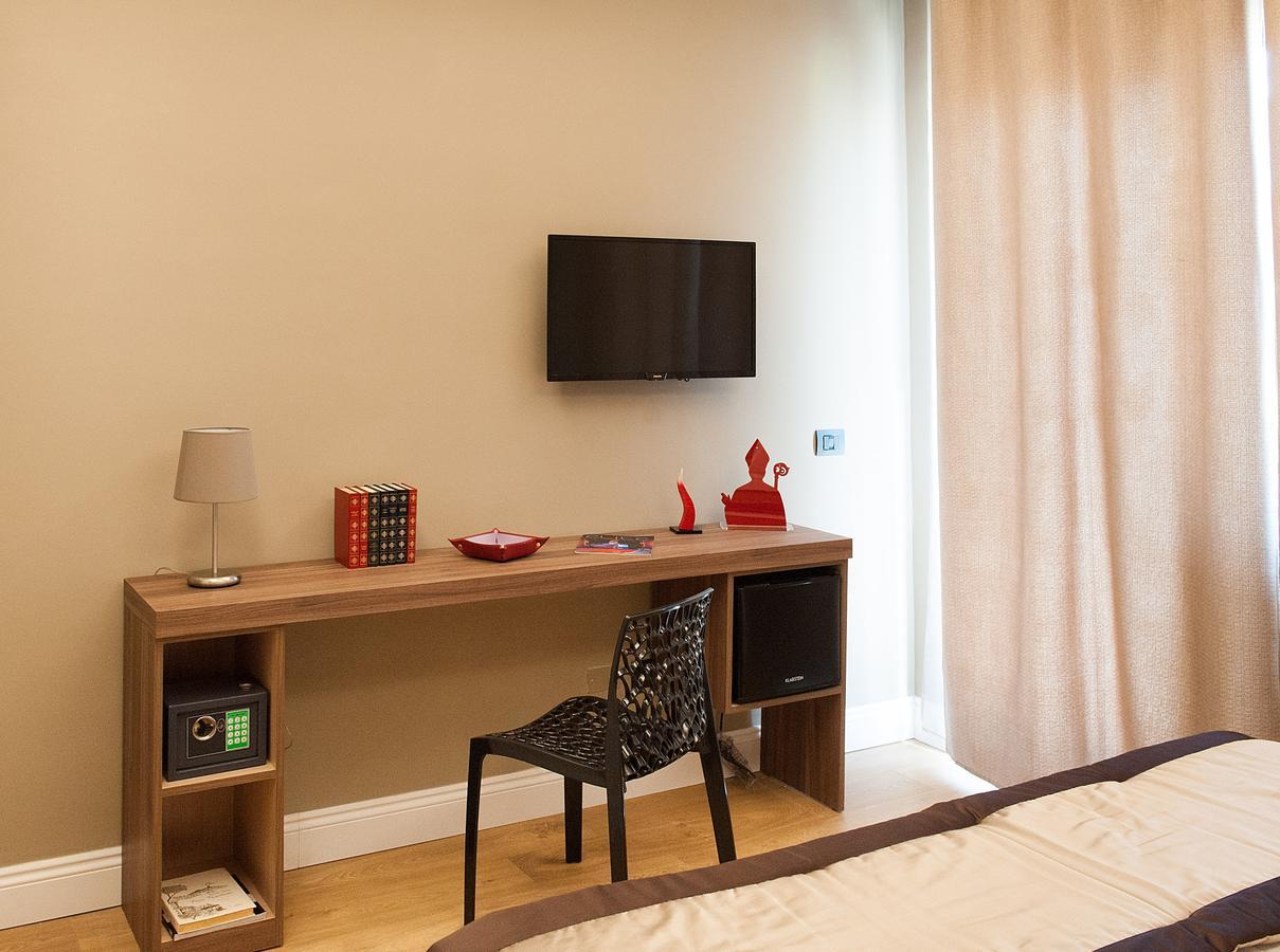 7Th Floor Suite 那不勒斯 外观 照片