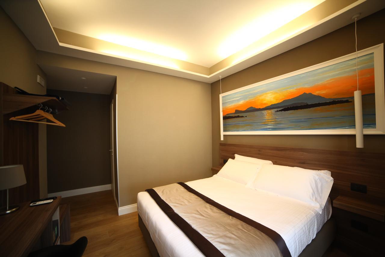 7Th Floor Suite 那不勒斯 外观 照片