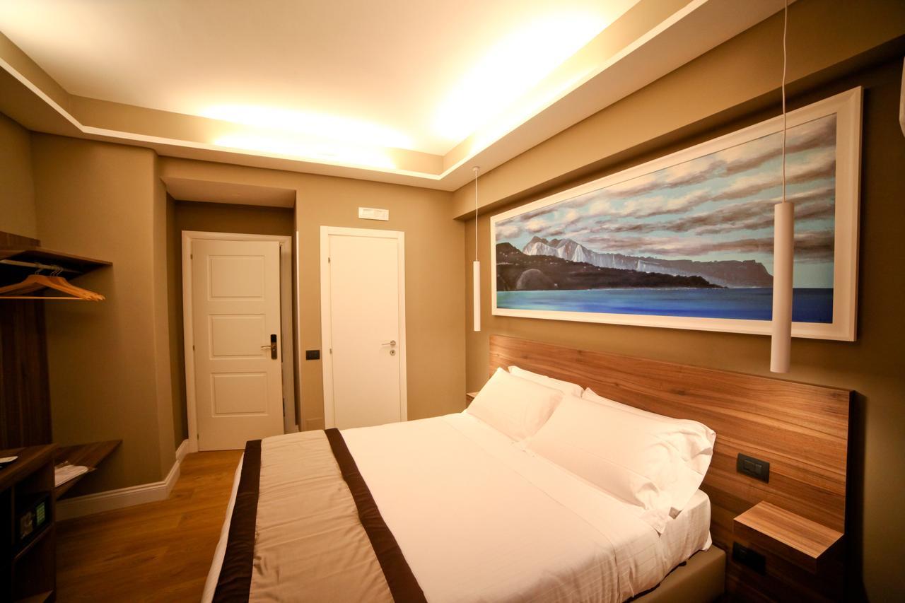 7Th Floor Suite 那不勒斯 外观 照片